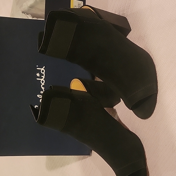 Black suede booties - Picture 2 of 7